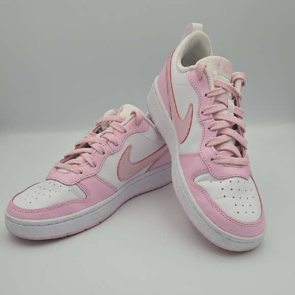 Nike Girls Court Borough Low Top Recraft, Pink And‎ White Sneakers, Size 6.5Y - Picture 2 of 11